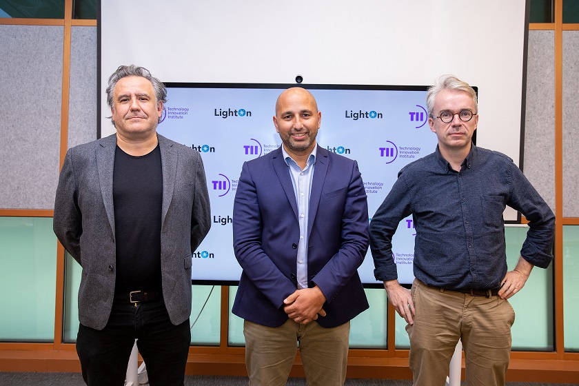 Prof. Mérouane Debbah, Chief Researcher, AI & Telecoms Systems - Technology Innovation Institute (Centre) during the signing agreement with Igor Carron, CEO – LightOn (left) and Laurent Dau01