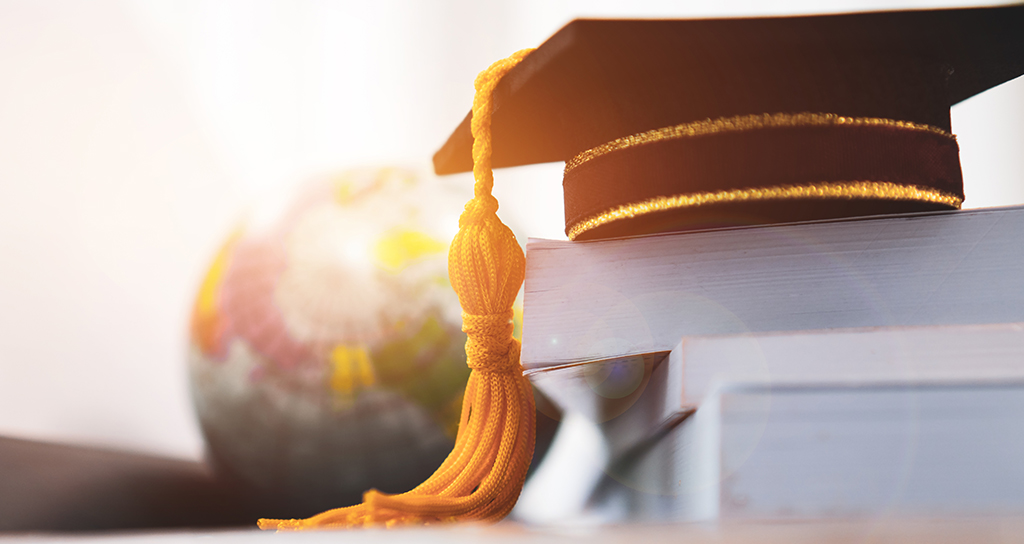 Three Researchers from AI Cross-Center Unit to Pursue Higher Studies at Mohamed bin Zayed University of Artificial Intelligence