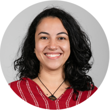 Dr. Thais de Lima Silva Dr. Thais de Lima Silva