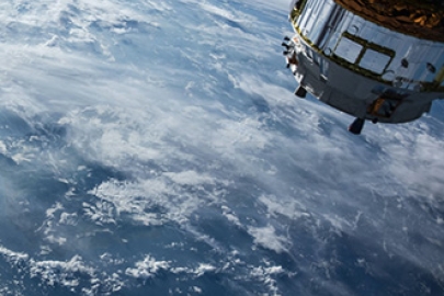 Uniting Youth with Lessons Learned from Space Uniting Youth with Lessons Learned from Space