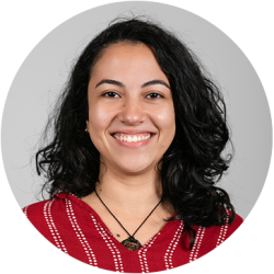 Dr. Thais de Lima Silva Dr. Thais de Lima Silva